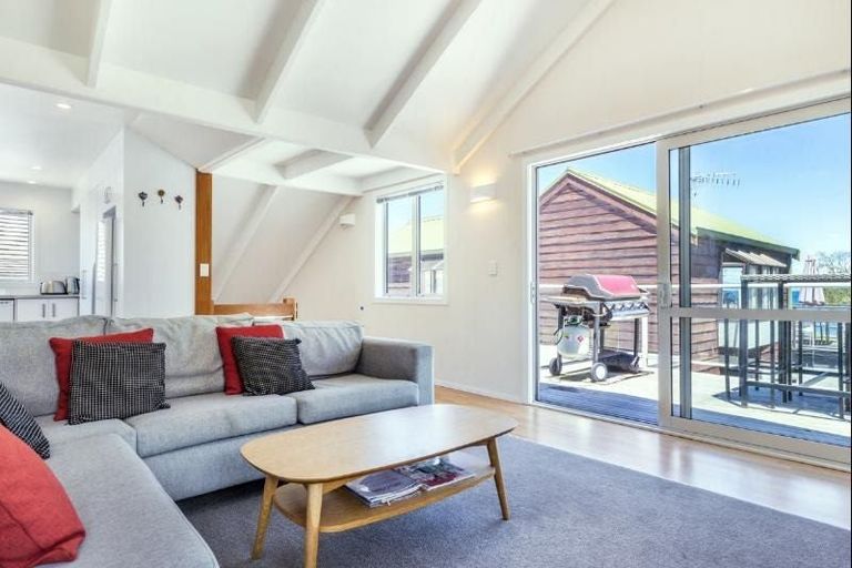 Photo of property in 3/112 Lake Terrace, Taupo, 3330