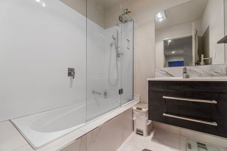 Photo of property in 20 Te Kaarearea Avenue, Hamilton East, Hamilton, 3216