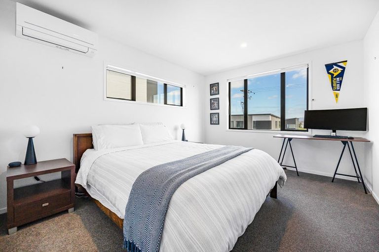 Photo of property in 4/7 Scott Road, Hobsonville, Auckland, 0616