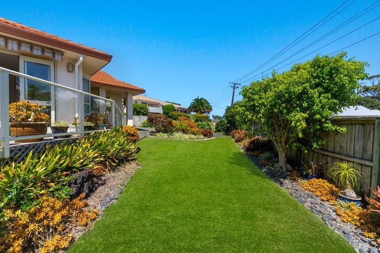 Photo of property in 3 Beach Road, Manly, Whangaparaoa, 0930