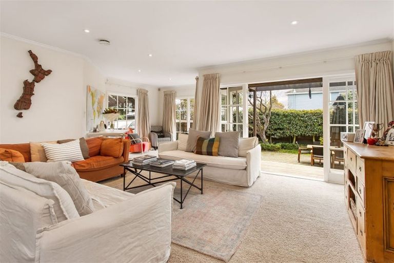 Photo of property in 233 Clyde Road, Burnside, Christchurch, 8053