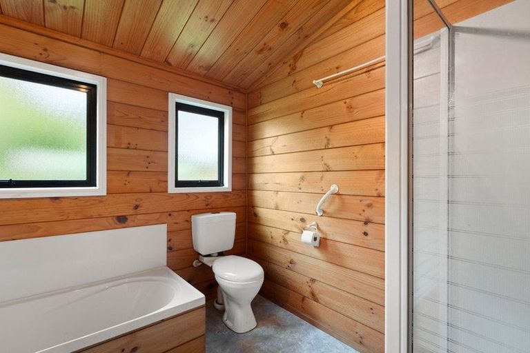 Photo of property in 40a Brooklyn Road, Carterton, 5713