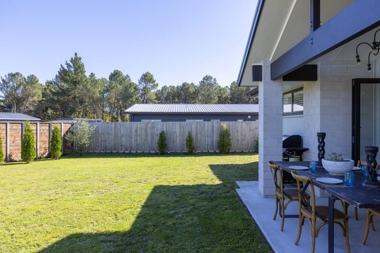 Photo of property in 3 Kohuhu Place, Motuoapa, 3382