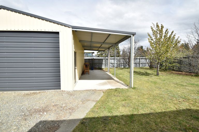 Photo of property in 50 Omahau Crescent, Twizel, 7901