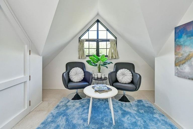 Photo of property in 14 Cameron Place, Drury, 2113