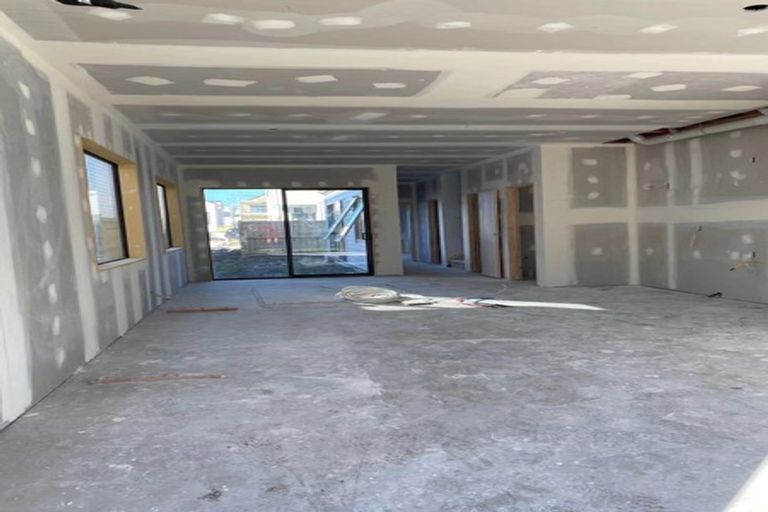 Photo of property in 6 Kairakau Street, Takanini, 2110