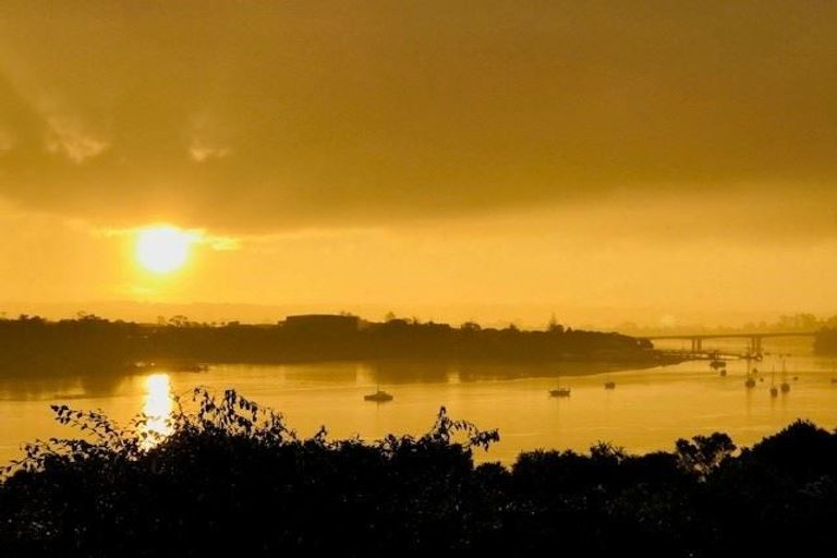 Photo of property in 41-43 Dakota Avenue, Beach Haven, Auckland, 0626