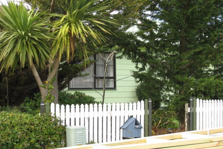 Photo of property in 194 Wise Street, Wainuiomata, Lower Hutt, 5014