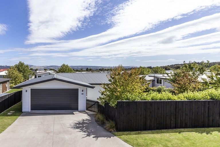 Photo of property in 301 Tauhara Ridge Drive, Richmond Heights, Taupo, 3330