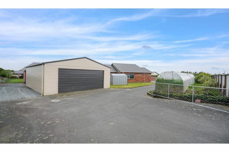 Photo of property in 33 Oteramika Road, Rockdale, Invercargill, 9812