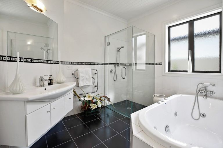 Photo of property in 6 Meadowbank Court, Huntington, Hamilton, 3210