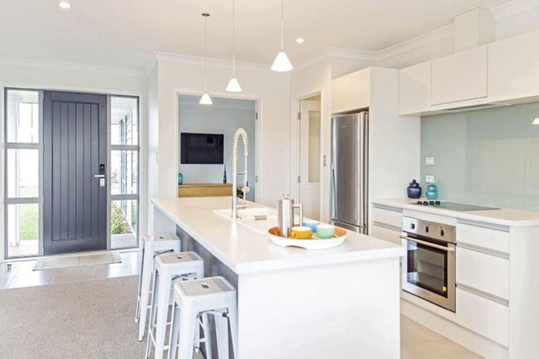 Photo of property in 60 Ballantyne Way, Aongatete, 3178