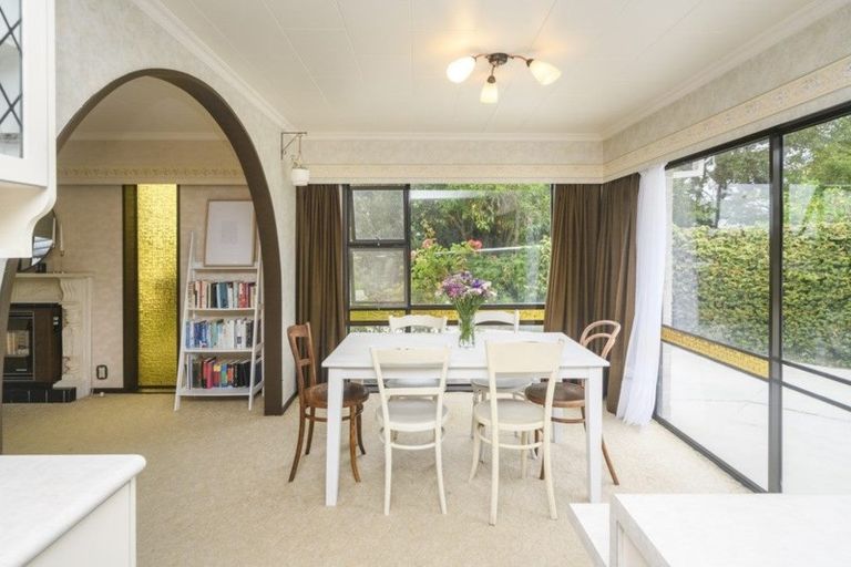 Photo of property in 18 Cecil Place, Cloverlea, Palmerston North, 4412