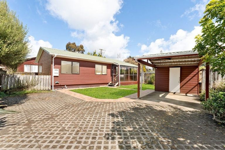 Photo of property in 3/388a West Coast Road, Glen Eden, Auckland, 0602