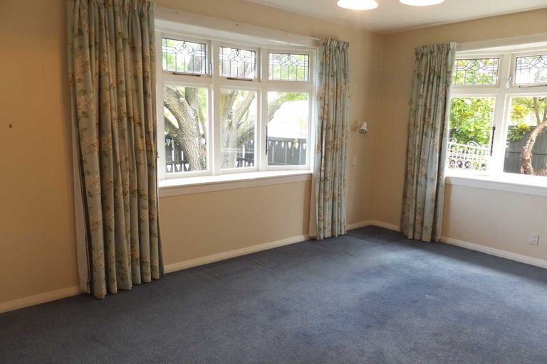 Photo of property in 52 Kilmarnock Street, Riccarton, Christchurch, 8011