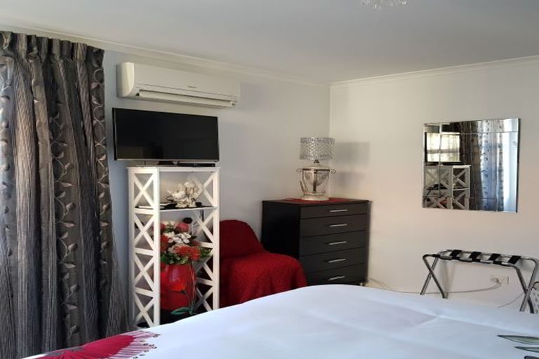 Photo of property in 17 Clinton Street, Fitzroy, New Plymouth, 4312