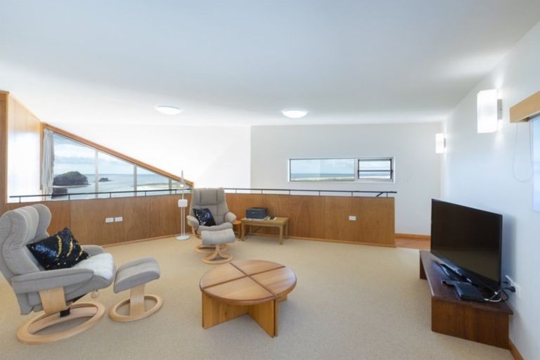 Photo of property in 14 Kanuka Place, Mangawhai Heads, Mangawhai, 0505