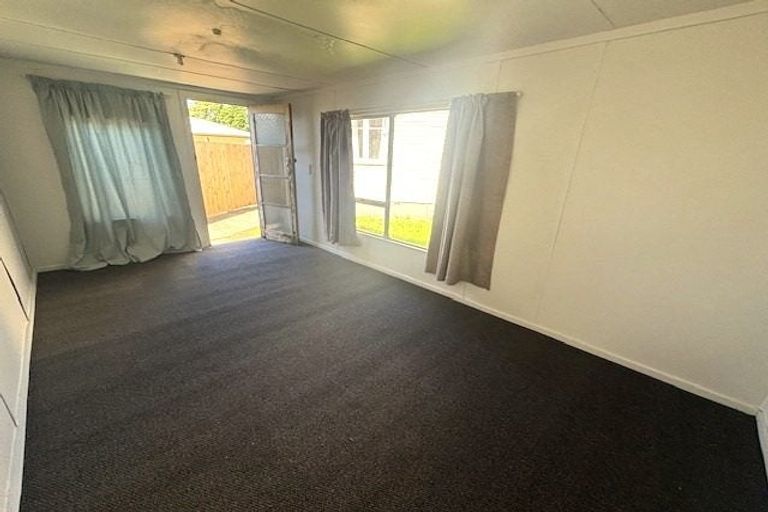 Photo of property in 38 Brentford Place, Manurewa, Auckland, 2102