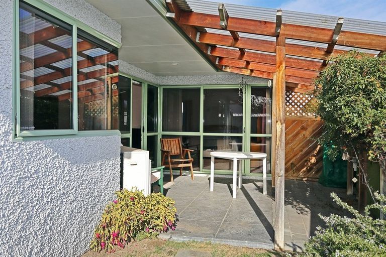 Photo of property in 17b Moeller Street, Taradale, Napier, 4112