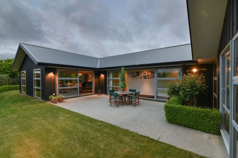 Photo of property in 4 Herries Lane, Lake Hayes, Queenstown, 9304