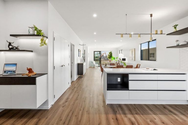 Photo of property in 12 Mairehau Street, Westgate, 0814