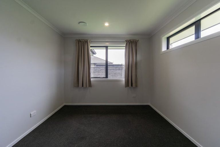 Photo of property in 32 Hector Drive, Rototuna North, Hamilton, 3210