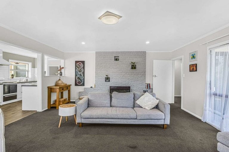 Photo of property in 12 Hitchings Avenue, Onekawa, Napier, 4110