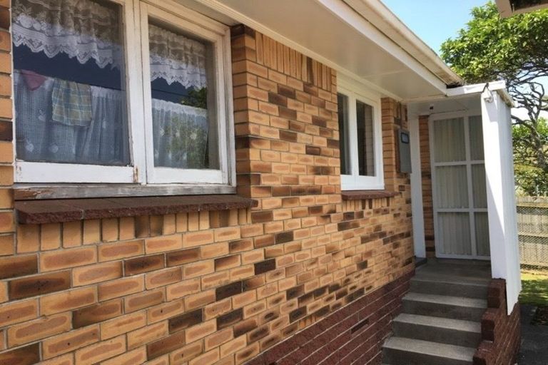 Photo of property in 2/120 Puhinui Road, Papatoetoe, Auckland, 2104