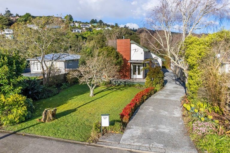 Photo of property in 224 Eastern Hutt Road, Stokes Valley, Lower Hutt, 5019
