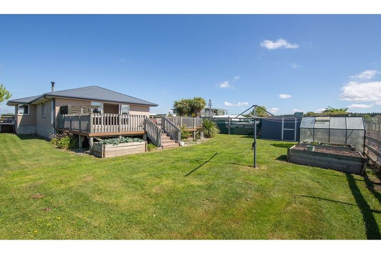 Photo of property in 437 Kainga Road, Brooklands, Christchurch, 8083