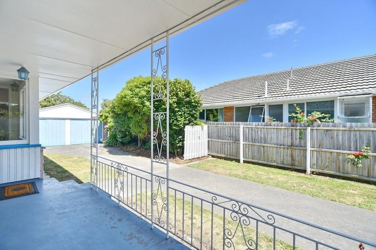 Photo of property in 63 Woodbury Street, Russley, Christchurch, 8042