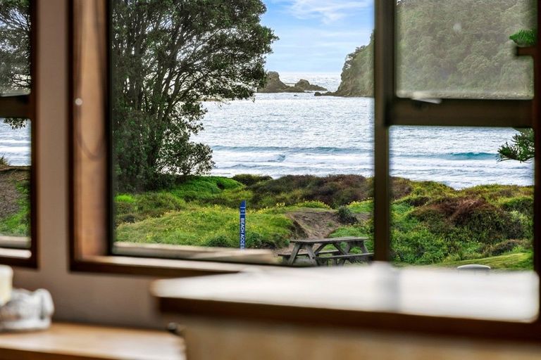 Photo of property in 88 Marine Parade, Mount Maunganui, 3116