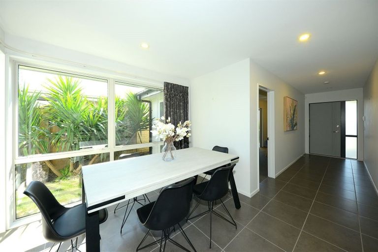 Photo of property in 5 The Gate, Yaldhurst, Christchurch, 8042