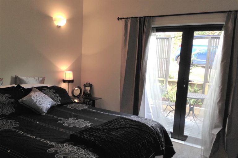 Photo of property in 47 Jaemont Avenue, Te Atatu South, Auckland, 0610