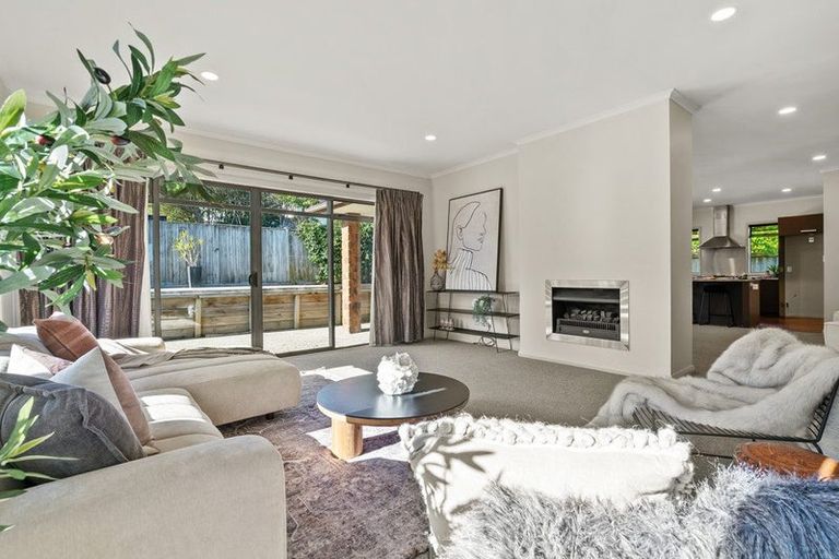 Photo of property in 49 Intrepid Crescent, Beachlands, Auckland, 2018