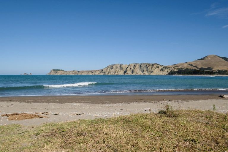 Photo of property in 40 Solander Street, Tolaga Bay, 4077