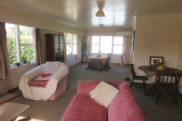 Photo of property in 30 Sea View Road, Baylys Beach, Dargaville, 0377