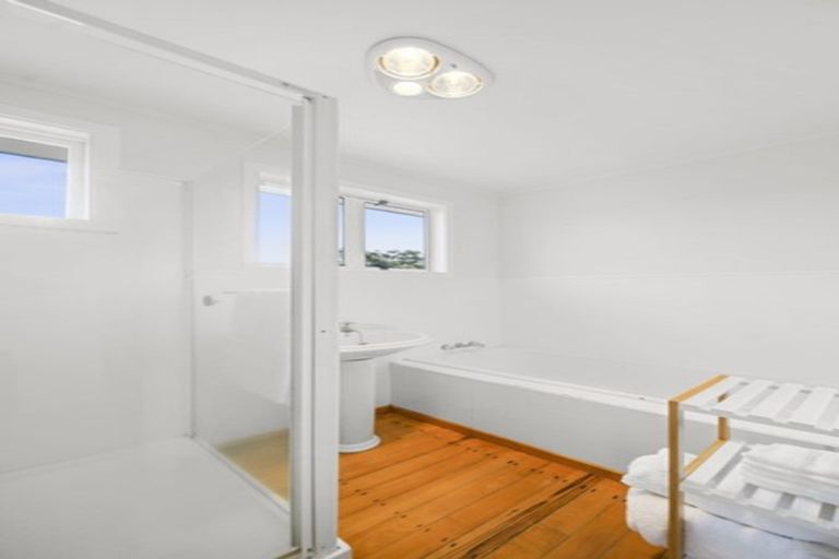 Photo of property in 2 Undine Street, Pakuranga, Auckland, 2010