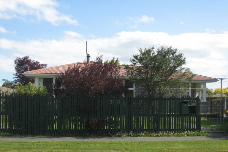 Photo of property in 23 Westerleigh Street, Bishopdale, Christchurch, 8053