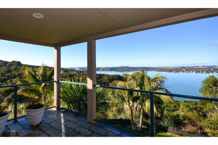 Photo of property in 15 Bush Point Road, Kerikeri, 0294