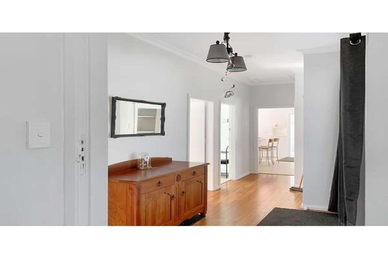 Photo of property in 66 Salisbury Street, Levin, 5510