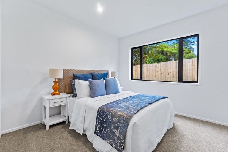 Photo of property in 52a Glamorgan Drive, Torbay, Auckland, 0630