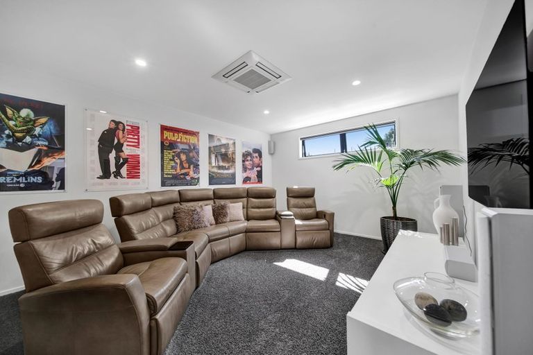 Photo of property in 57 Brooklands Road, Brooklands, New Plymouth, 4310