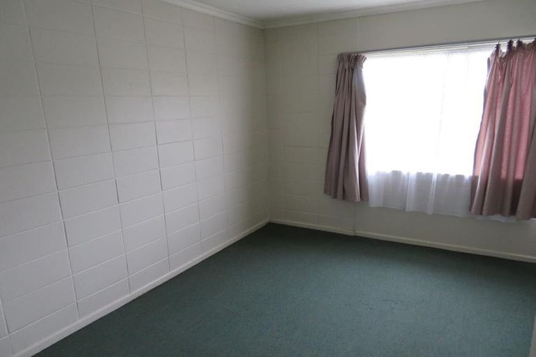 Photo of property in 102 Martin Street, Wallaceville, Upper Hutt, 5018