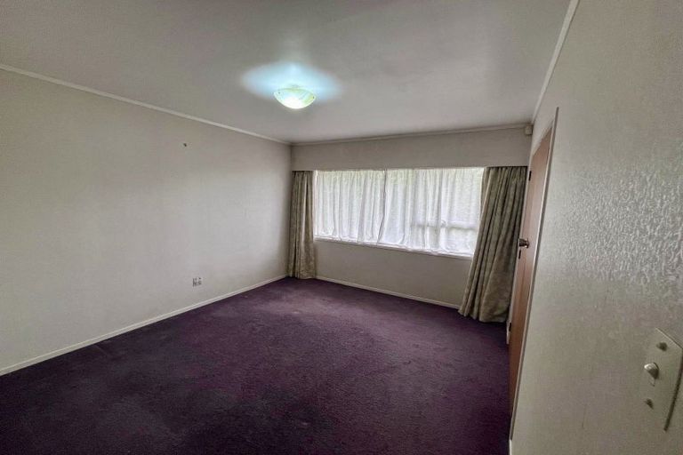 Photo of property in 22 Kahurangi Place, Hillpark, Auckland, 2102