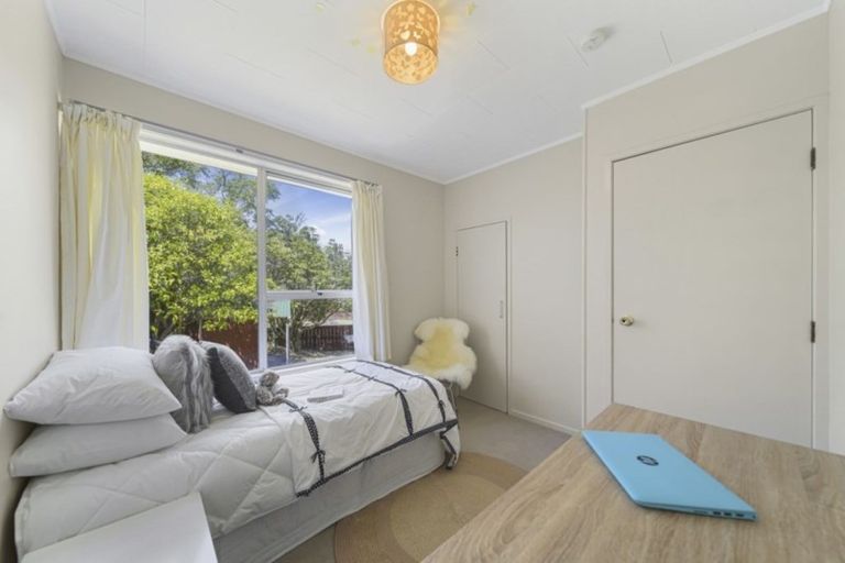 Photo of property in 4 Robert Allan Way, Pakuranga Heights, Auckland, 2010