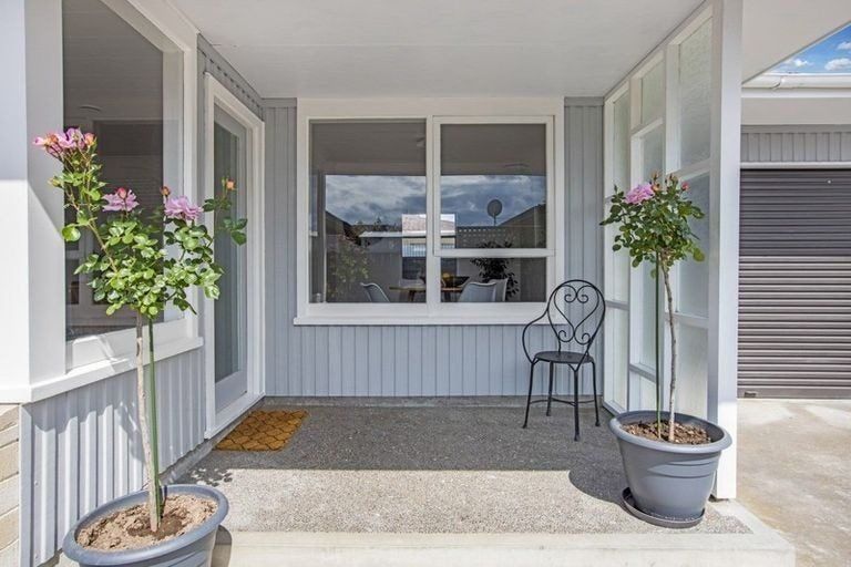 Photo of property in 2/507 Burnett Street, Mahora, Hastings, 4120