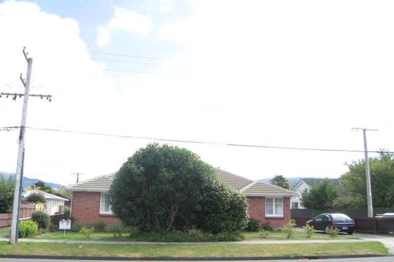 Photo of property in 32 Wilford Street, Wallaceville, Upper Hutt, 5018