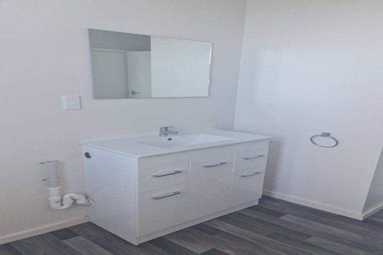 Photo of property in 19 Ruapehu Street, Castlecliff, Wanganui, 4501