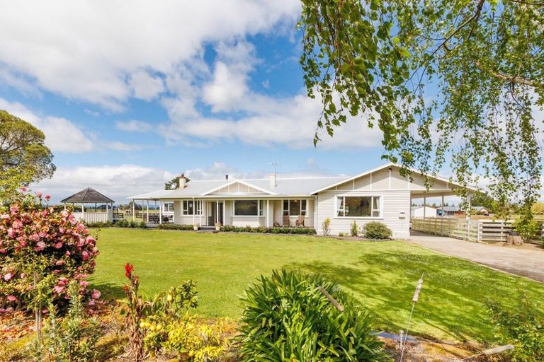 Photo of property in 283 Forlong Road, Colyton, Feilding, 4775